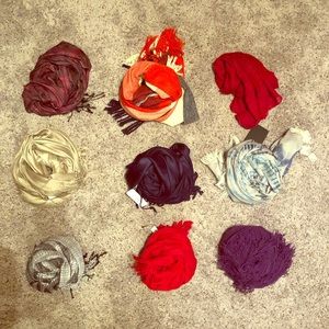 Lot of 9 scarves